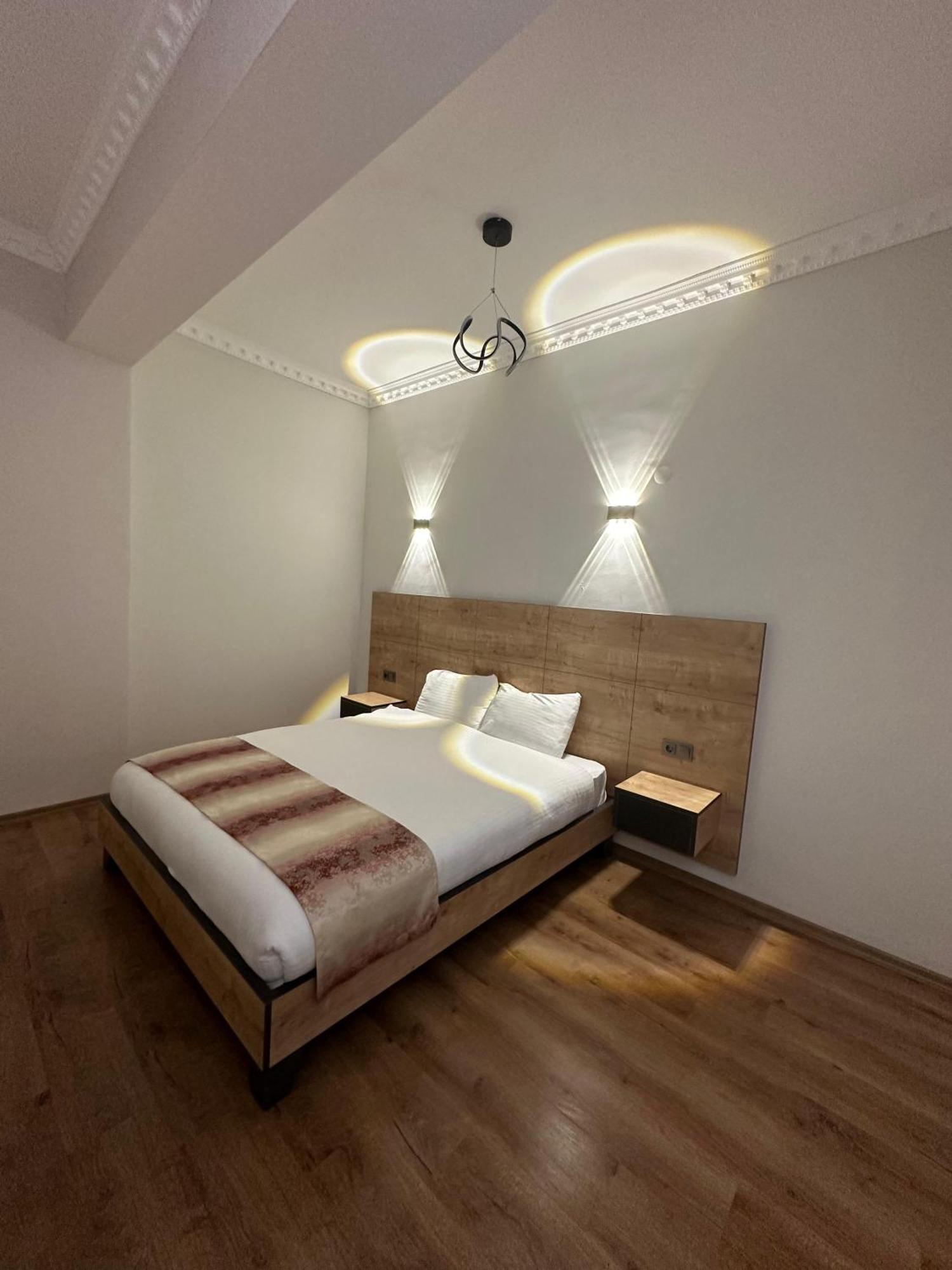 ואן Orient Hotel מראה חיצוני תמונה