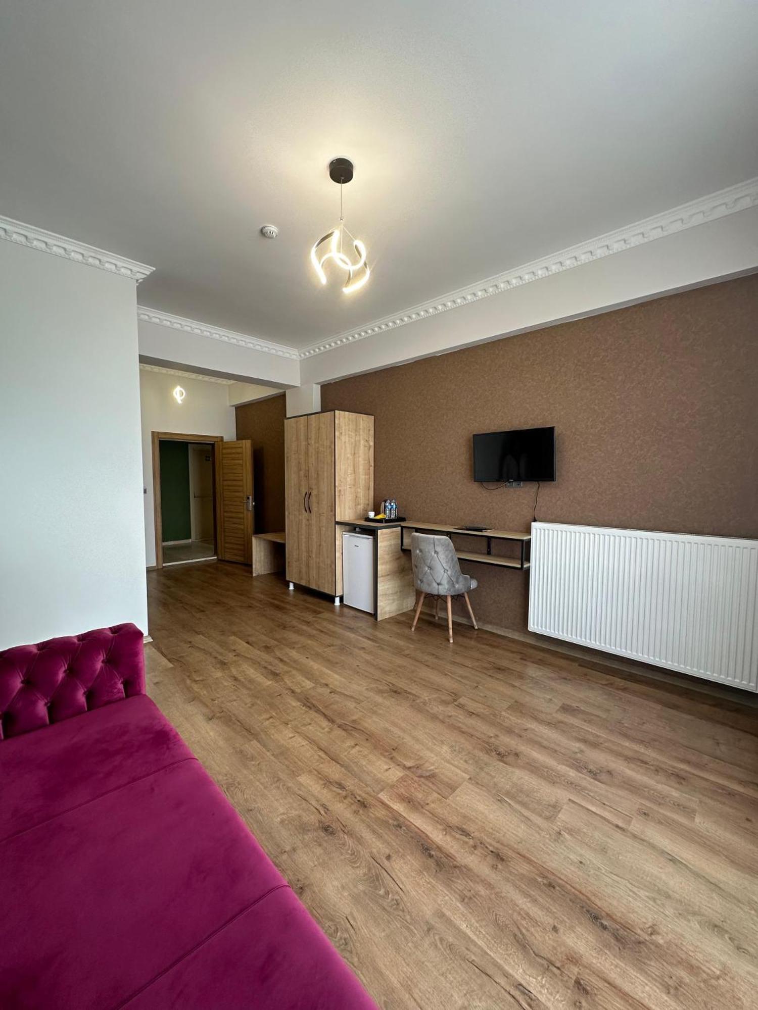 ואן Orient Hotel מראה חיצוני תמונה